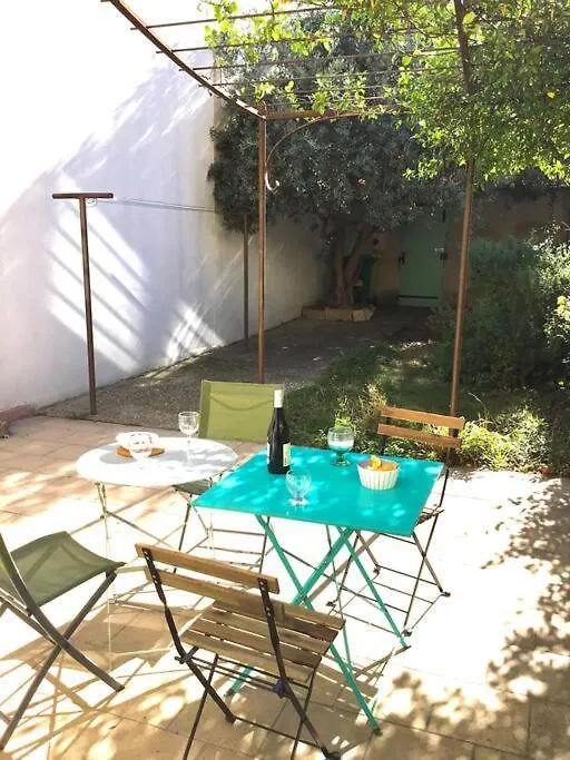 Holiday home Maison Charme 5 Min Des Remparts Avignon France